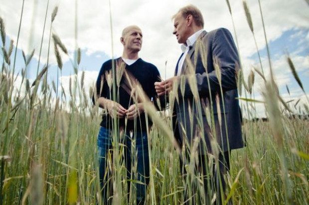 Bruce Willis z Krzysztofem Trylińskim, dyrektorem generalnym Belvedere Belvedere: Bruce Willis pomoże w rozwoju sprzedaży na rynkach wschodzących