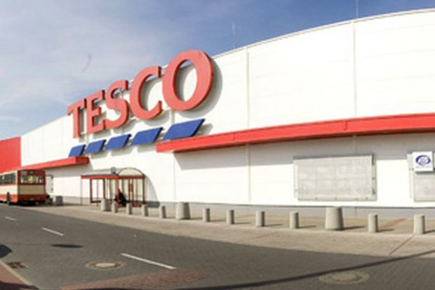 fot. Tesco Tesco podniesie zarobki pracownikom sklepów