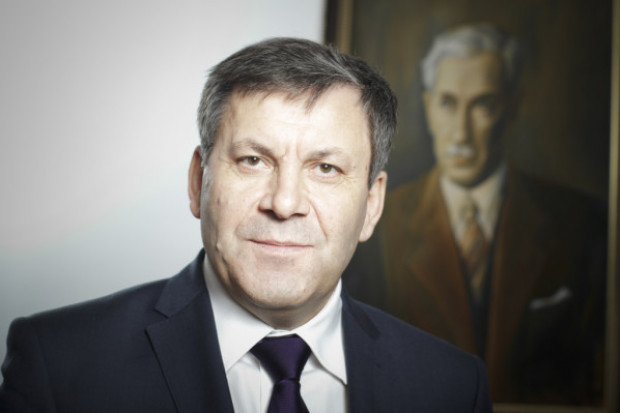 Potrzebna jest solidarna odpowiedź na czasy globalizacji - wywiad