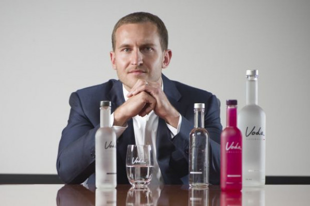 Michał Niemczycki, prezes firmy Voda Naturalna; fot. Piotr Waniorek / ŻelaznaStudio Prezes firmy Voda Naturalna: Będziemy pić coraz więcej wód funkcjonalnych