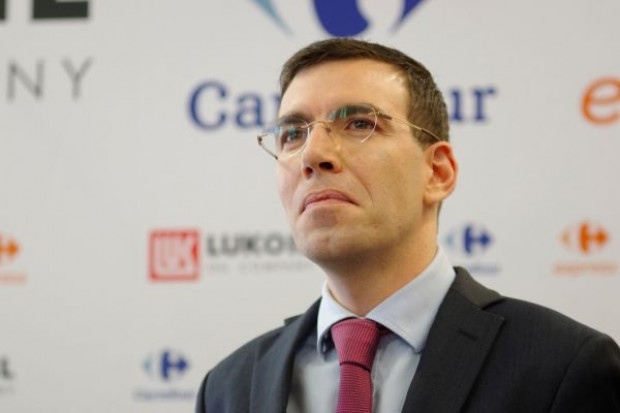 Francois Vincent, dyrektor ds. franczyzy i członek zarządu Carrefour Polska Dyrektor Carrefour o współpracy z Lukoil (video)