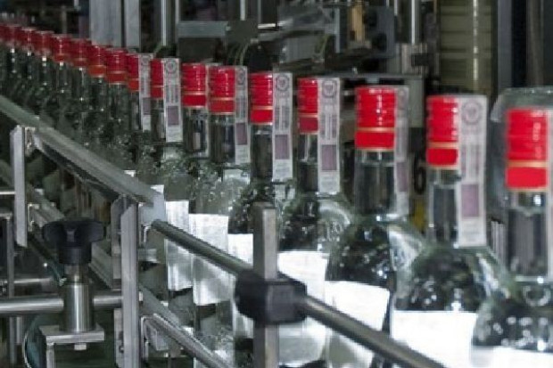 Produkcja wódki w Rosji spada. Rosjanie przerzucają się na nielegalny alkohol?