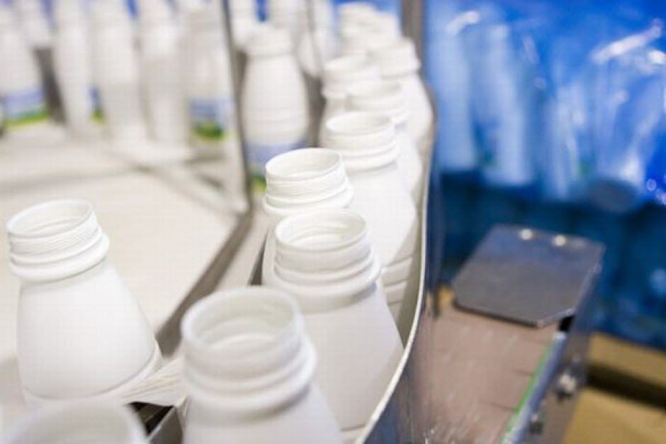 Mleczarze i drobiarze są załamani. Ich produkty nie mogą być eskportowane do Rosji Producenci mleka i drobiu alarmują: nie mamy co zrobić z towarem