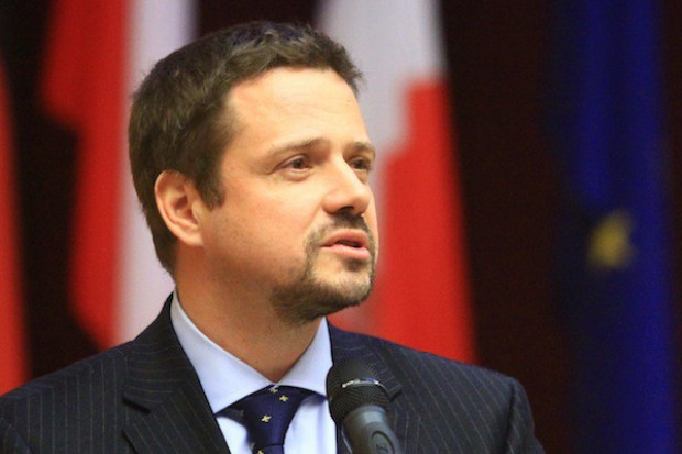 Rafał Trzaskowski, minister administracji i cyfryzacji Minister administracji i cyfryzacji: Więcej swobody w sieci