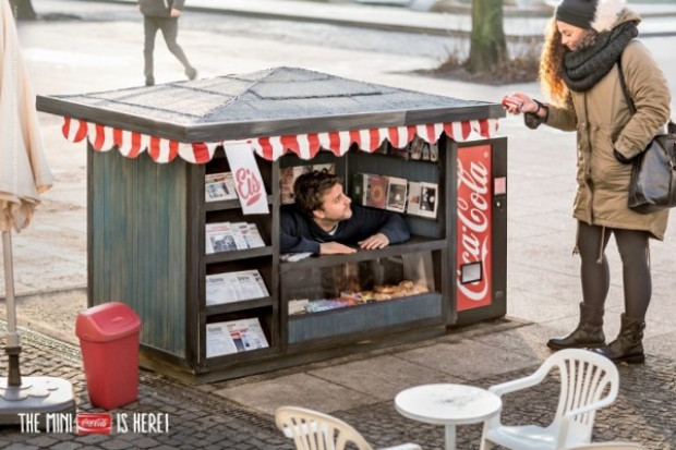Fot. Coca-Cola Company Coca-Cola skonstruowała mini-kioski dla swoich produktów