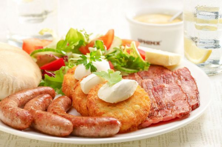1/3 Polaków co najmniej raz w miesiącu jada śniadania w lokalach gastronomicznych