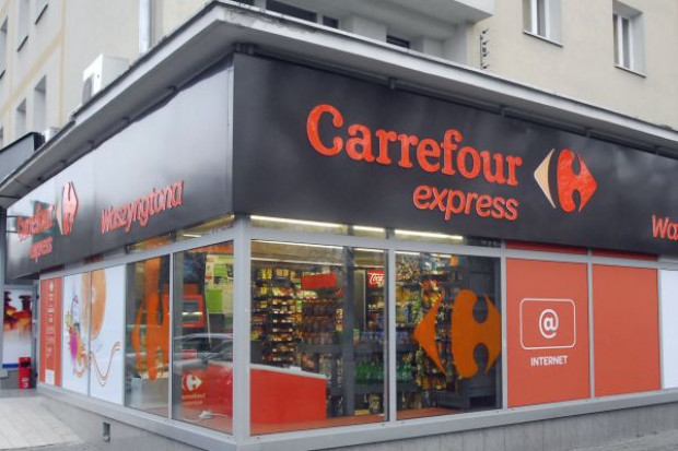 Sklepy convenience podbijają polskie dworce