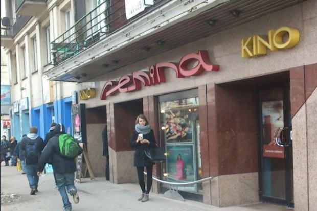 W 1997 r. kino Femina wpisano do Księgi Rekordów Guinnessa jako najczęściej odwiedzane przez widzów kino fot. www.helios.pl Biedronka pochłonie kino Femina