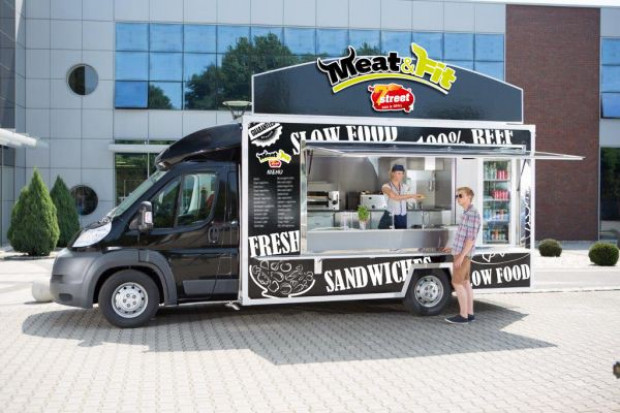 Nowy format gastronomiczny - Meat and Fit by 7th Street Sieć 7th Street uruchamia nowy format gastronomiczny