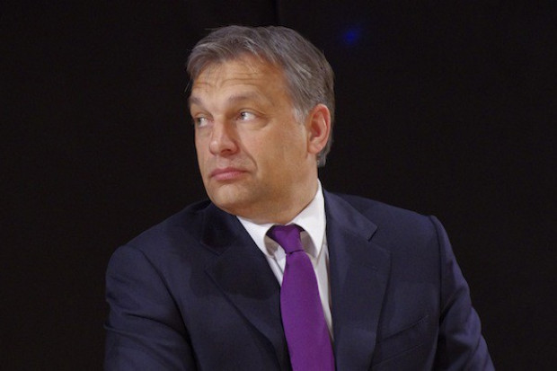 Viktor Orban, fot. PTWP Rząd będzie zamykał hipermarkety? Ceny żywności wzrosną