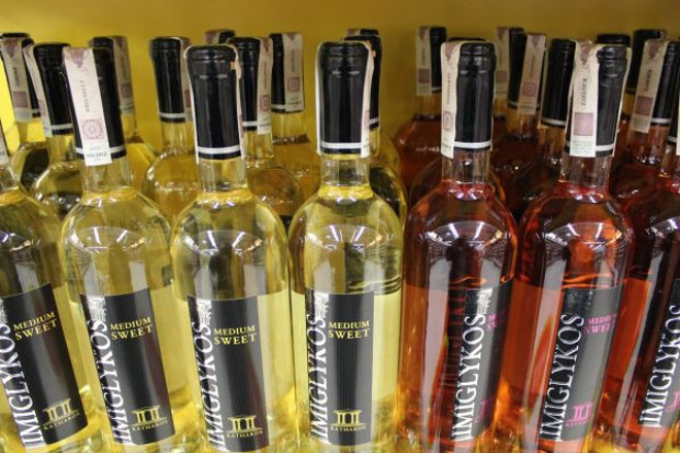 Rozwój firm działających na rynku wina silnie ograniczają też regulacje dotyczące promocji i reklamy (fot. Łukasz Rawa) Dystrybutorzy i producenci win są optymistami