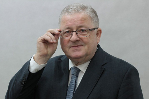 Czesław Siekierski, przewodniczący Komisji Rolnictwa i Obszarów Wiejskich w Parlamencie Europejskim Europoseł: Potrzebujemy konstruktywnego dialogu rolników, ministerstwa i UE