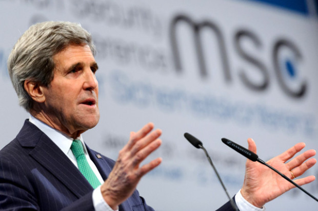 John Kerry (fot. Wikimedia Commons, na licencji CC BY-SA-3.0, Kleinschmidt) Zachód rozmawia na temat kolejnych sankcji wobec Rosji