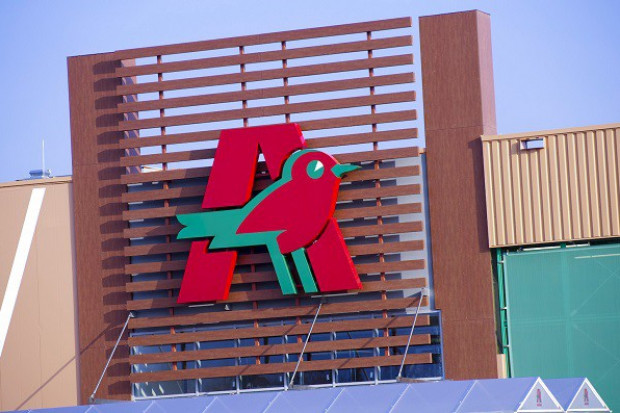 Hipermarket Auchan (fot. Piotr Waniorek/zelaznastudio.pl) Auchan skupi się na hipermarketach?
