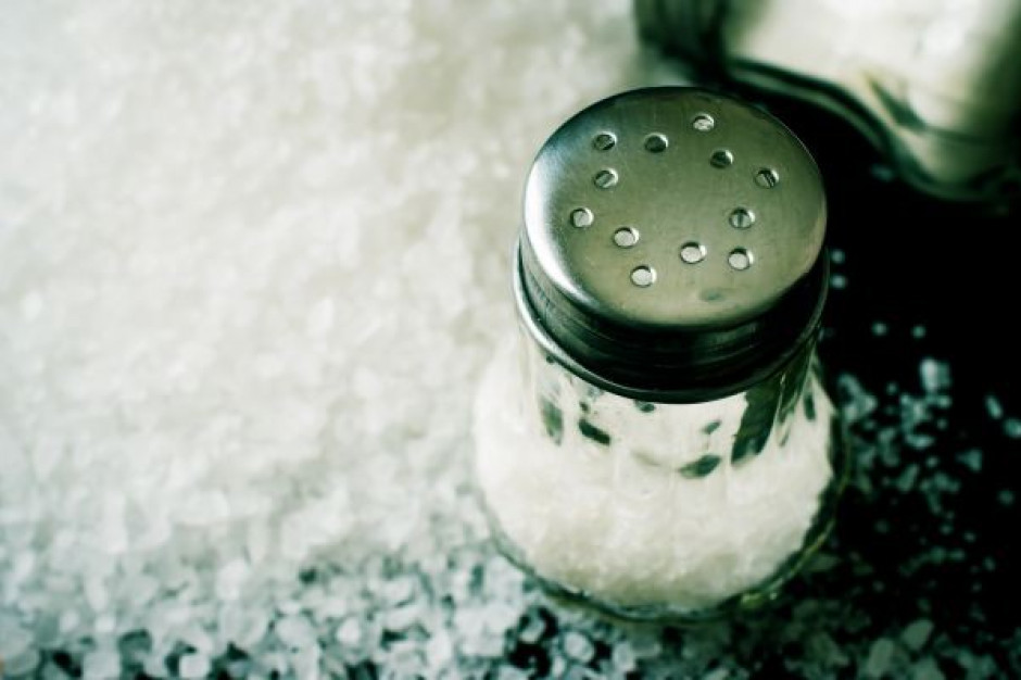 Producenci żywności powinni mniej solić