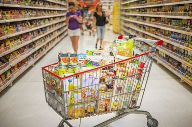 Spada udział hipermarketów w rynku