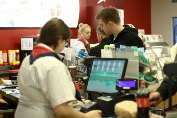 Poprawiła się jakość obsługi w sieciach handlowych