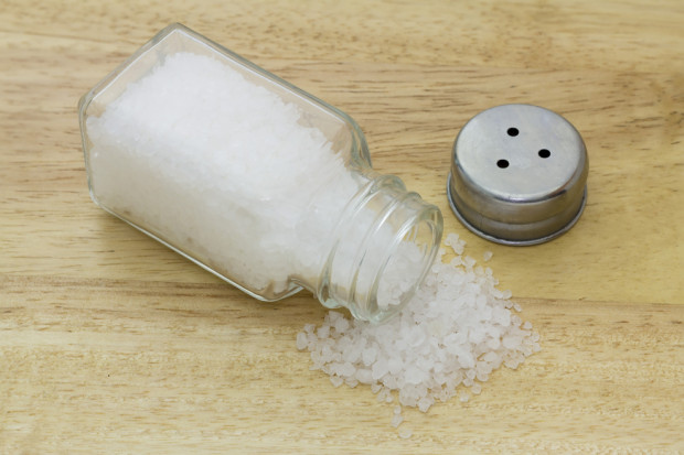 fot. Shutterstock Producenci żywności dążą do zmniejszenia zawartości soli w produktach