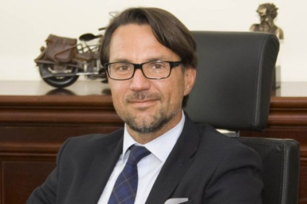 Krzysztof Andrzejewski, prezes zarządu spółki Żabka Polska, właściciela sieci sklepów Żabka i Freshmarket, fot. Żabka Polska Brak silnego lidera supermarketowego w Polsce zaskakuje