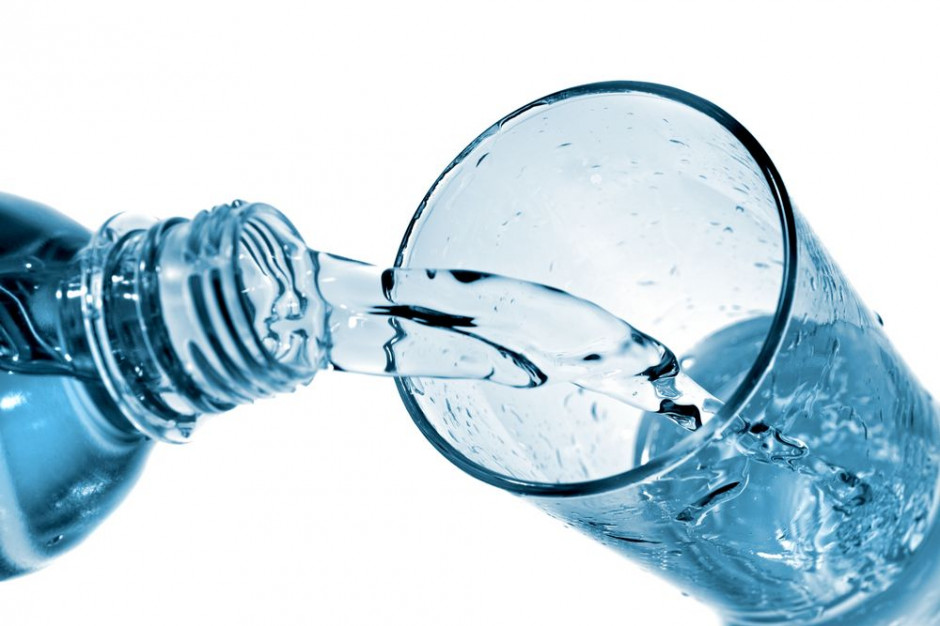 Innowacje wkraczają na rynek wód butelkowanych