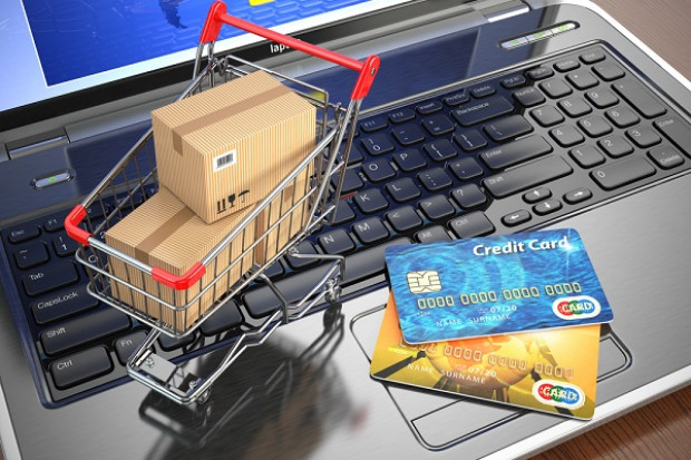 Dwie trzecie internetowych koszyków ulega porzuceniu (fot. Shutterstock) Dwóch na trzech klientów e-sklepów nie finalizuje zamówień