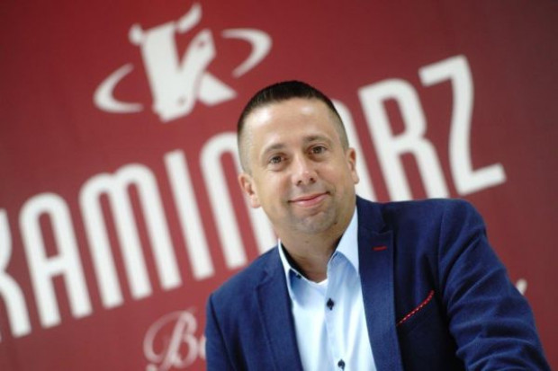 Mariusz Biernat, dyrektor handlowy ZMW Kaminiarz (fot. mat.pras.) Dyrektor ZMW Kaminiarz: Konsumenci stali się podejrzliwi wobec wędlin