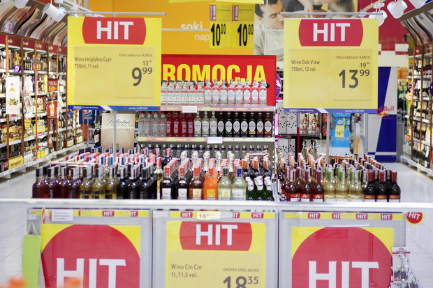 Polacy są mocno przywiązani nie do konkretnego szyldu sklepowego, ale do promocyjnych cen (fot. zelaznastudio.pl/Piotr Waniorek) Promocje coraz ważniejsze dla polskiego klienta