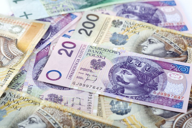 W ramach PROW 2014-2020 młodzi rolnicy mogą otrzymać 718 mln euro/ fot. shutterstock Młodzi rolnicy mogą otrzymać 718 mln euro w ramach PROW 2014-2020