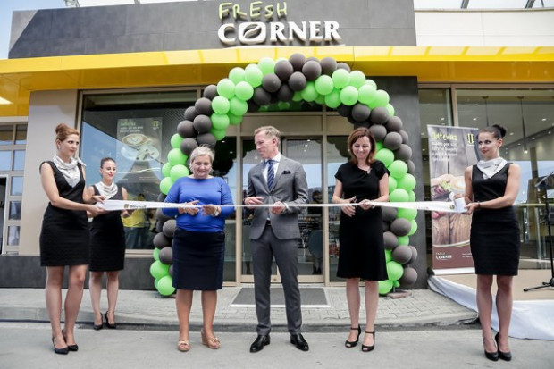 Nowy koncept sklepu na stacjach Slovnaft Fresh Corner - Slovnaft z nowym konceptem sklepu na stacjach paliw
