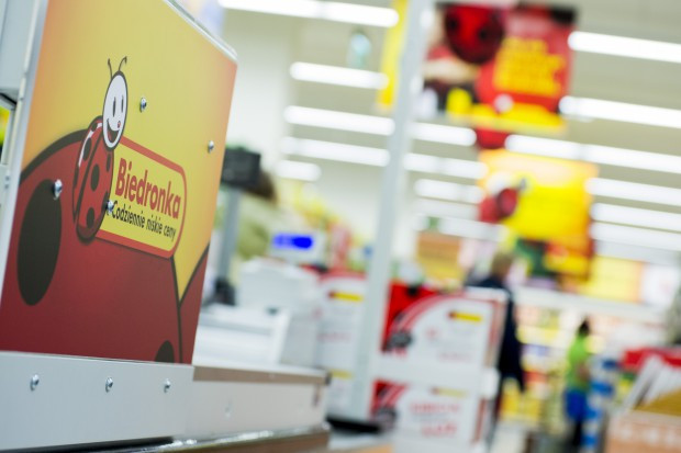 W pierwszych 6 miesiącach roku Biedronka zanotowała wzrost sprzedaży o 10,6 proc. Fot. zelaznastudio.pl Biedronka skutecznie walczy z deflacją i konkurencją. Sprzedaż sieci w górę