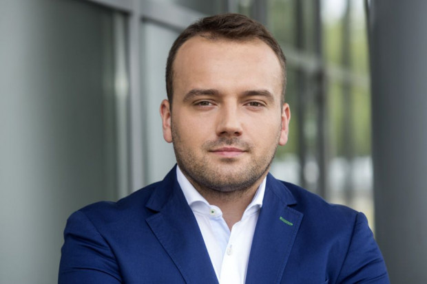 Piotr Czarniak, PR Manager Hoop Polska Hoop Polska ogranicza zużycie energii i wprowadza zmiany w organizacji produkcji