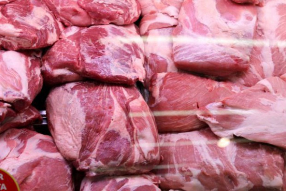 Wyzwaniem dla branży mięsnej jest utrzymanie miejsc pracy