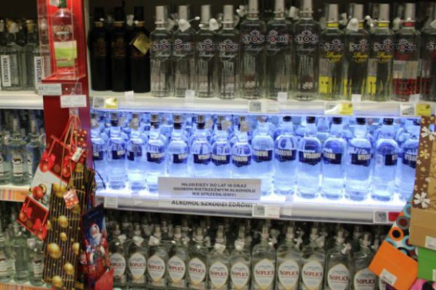 fot. ŁR Wpływy po podwyżce akcyzy na alkohol wreszcie wyższe niż przed podwyżką