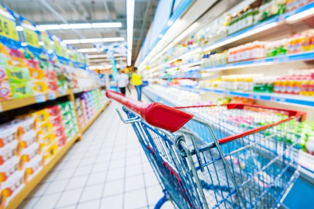 fot. shutterstock Konsumenci mają duże wymagania wobec opakowań do żywności