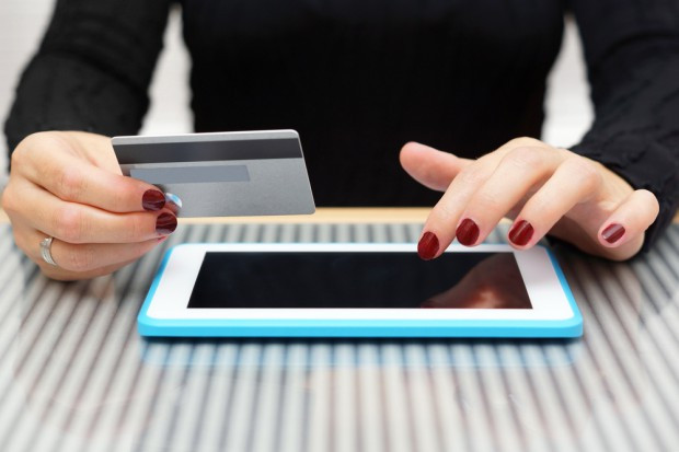 E-sklepy są w stanie budować profile preferencji klientów w oparciu o dane pozostawiane w trakcie zakupów; fot. shutterstock.com Podstawą sukcesu e-sklepów są profile stałych klientów