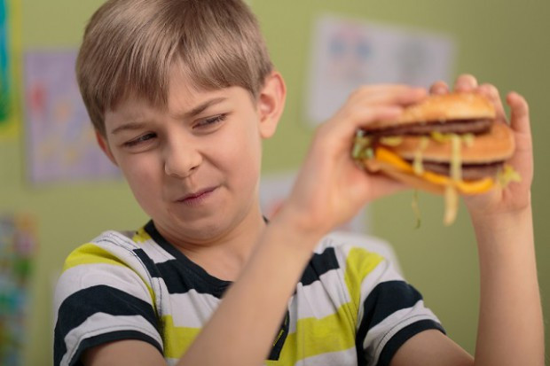Sklepiki upadają; fot. Shutterstock Szkolne sklepiki znikają po zmianie przepisów