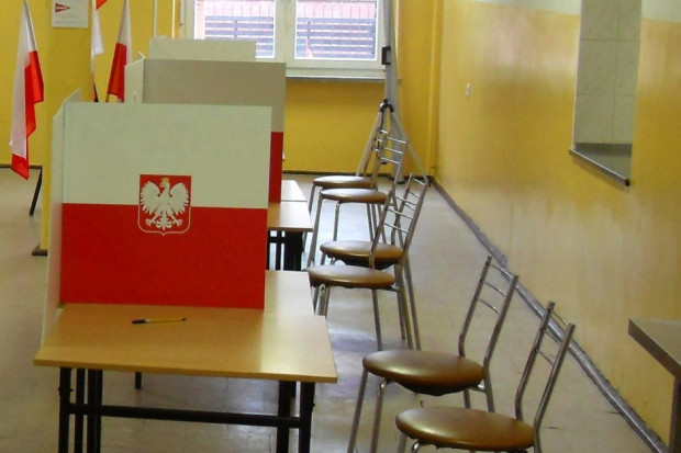 fot. parlamentarny.pl PKW: Wszystkie lokale wyborcze otwarte o czasie, głosowanie na razie bez incydentów