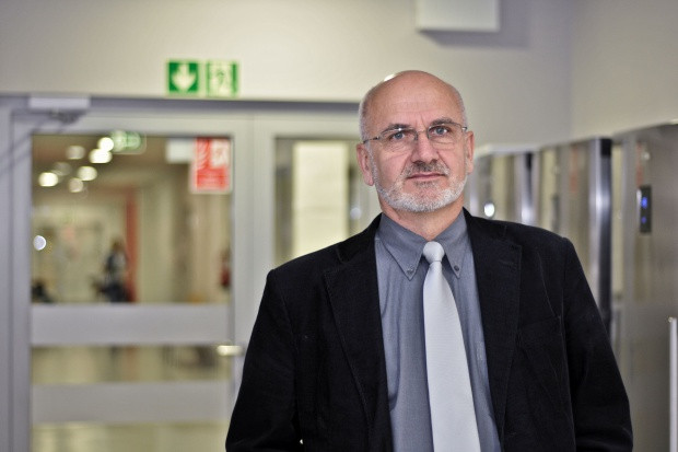 Na zdj. Prof. Andrzej Jarmoluk z Uniwersytetu Przyrodniczego we Wrocławiu. Fot. Tomasz Lewandowski/UPWr Prof. Andrzej Jarmoluk: Owady to obiecujące źródło żywności na przyszłość
