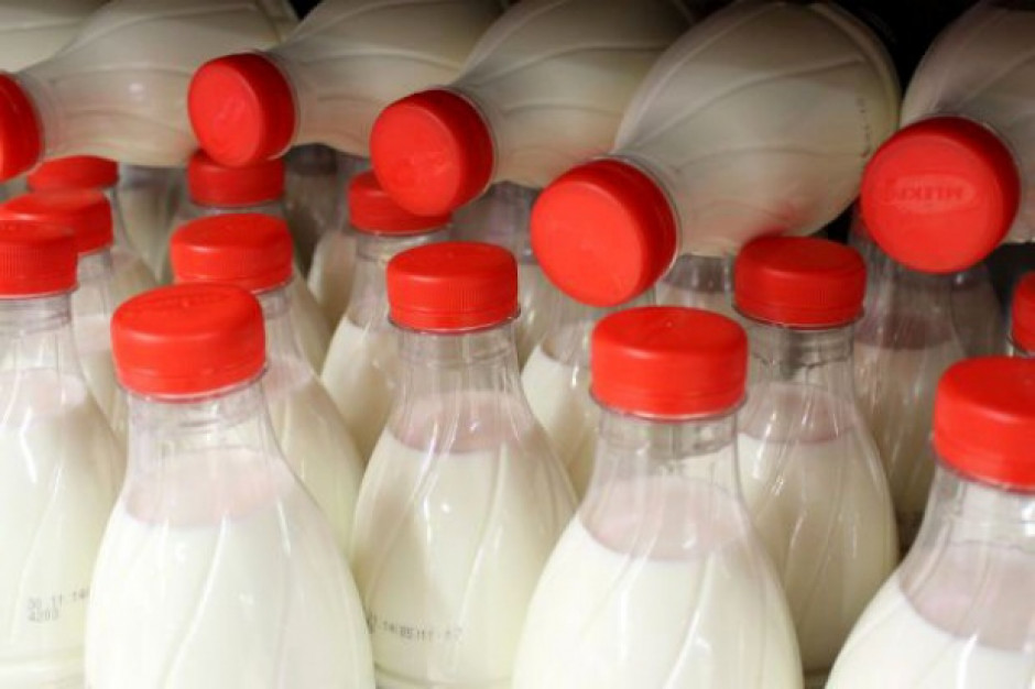 Mleko najtańsze od 5 lat. Ale nie w sklepach