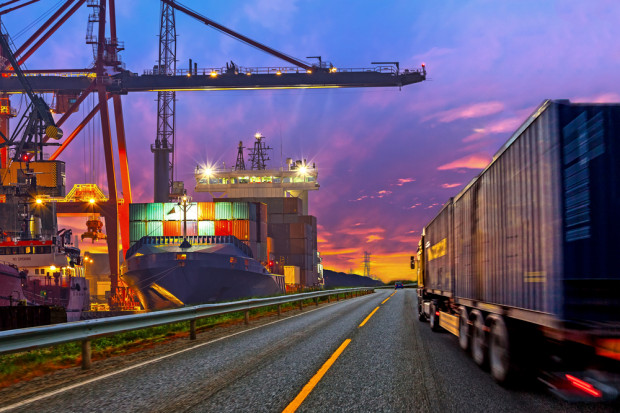 Fot. Shutterstock Upadek 41 firm transportowych. Może być gorzej