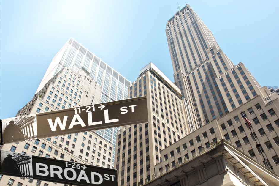 Fot. Shutterstock Ropa naftowa psuje nastroje inwestorów. Gwałtowne spadki na Wall Street
