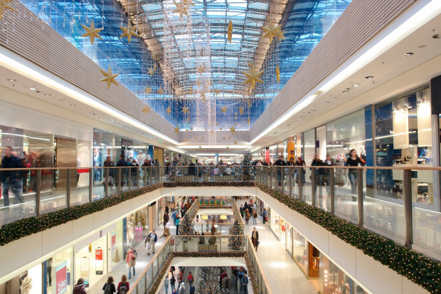 Fot. Shutterstock Rośnie liczba klientów centrów handlowych