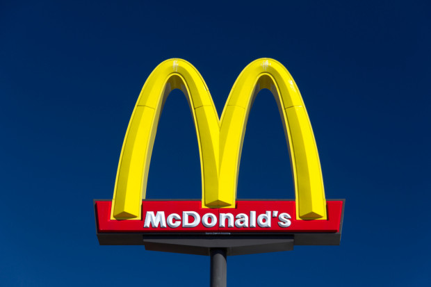 McDonald's dobrze radzi sobie w Rosji mimo sankcji, które wyhamowały rynek gastronomii. fot. shutterstock McDonald's otworzy w Rosji 60 restauracji w 2016 roku