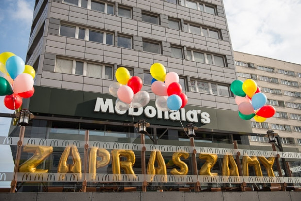 fot. materiały prasowe / McDonald's McDonald’s powraca do kultowej, pierwszej lokalizacji w Warszawie