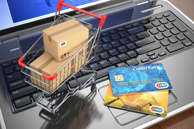 Sprzedaż FMCG w kanale e-commerce rośnie rocznie w tempie kilkudziesięciu procent. Fot. shutterstock Sprzedaż FMCG w kanale e-commerce rośnie rocznie w tempie kilkudziesięciu procent