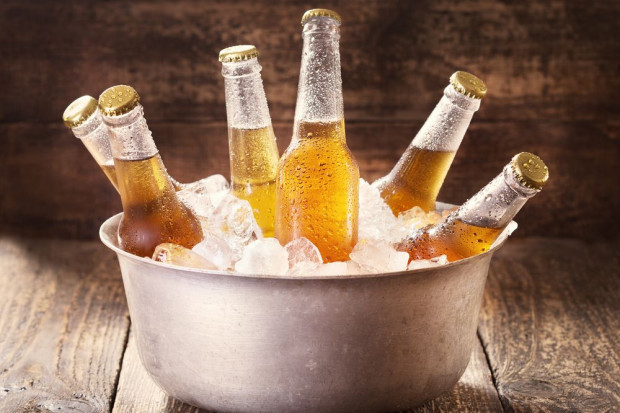 Piwowarski koncern Anheuser-Busch InBev z mniejszymi zyskami. Fot. shutterstock Anheuser-Busch InBev z mniejszymi zyskami i przychodami w 2015 r.