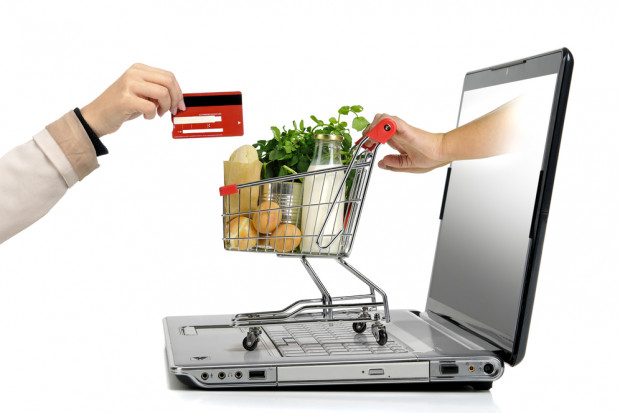 Frisco.pl przekonuje w kampanii wizerunkowej do zakupów spożywczych w internecie. Fot. shutterstock Frisco.pl przekonuje w kampanii wizerunkowej do zakupów spożywczych w internecie