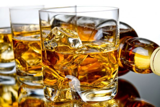 Import szkockiej whisky do Polski wzrósł w I połowie 2015 r. o ponad 45 proc. pod względem wartości i ponad 60 proc. pod względem wolumenów fot. Shutterstock Polska wśród 20 największych importerów whisky - raport
