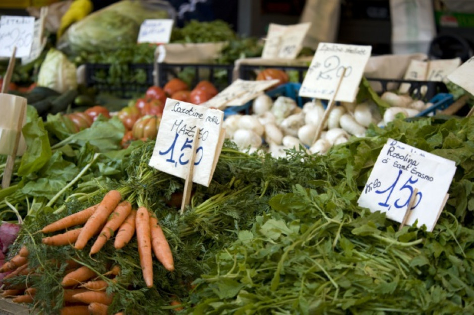 Ceny zaczną spadać; fot. shutterstock.com NBP: Przed końcem 2018 r. raczej nie uświadczymy wysokiej inflacji