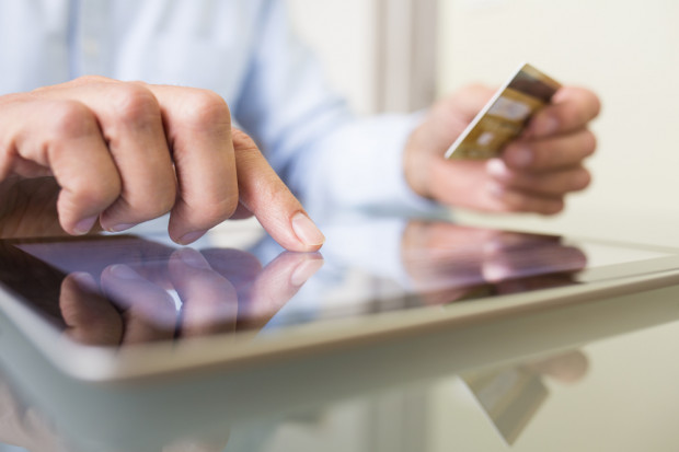 fot. shutterstock W 2020 roku co dziesiąte zakupy będą robione w sieci
